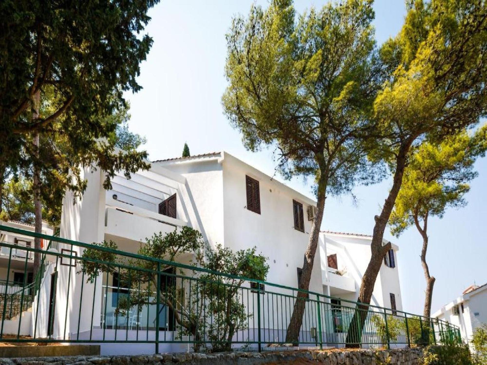 Lumbarda Resort Apartments Exterior foto
