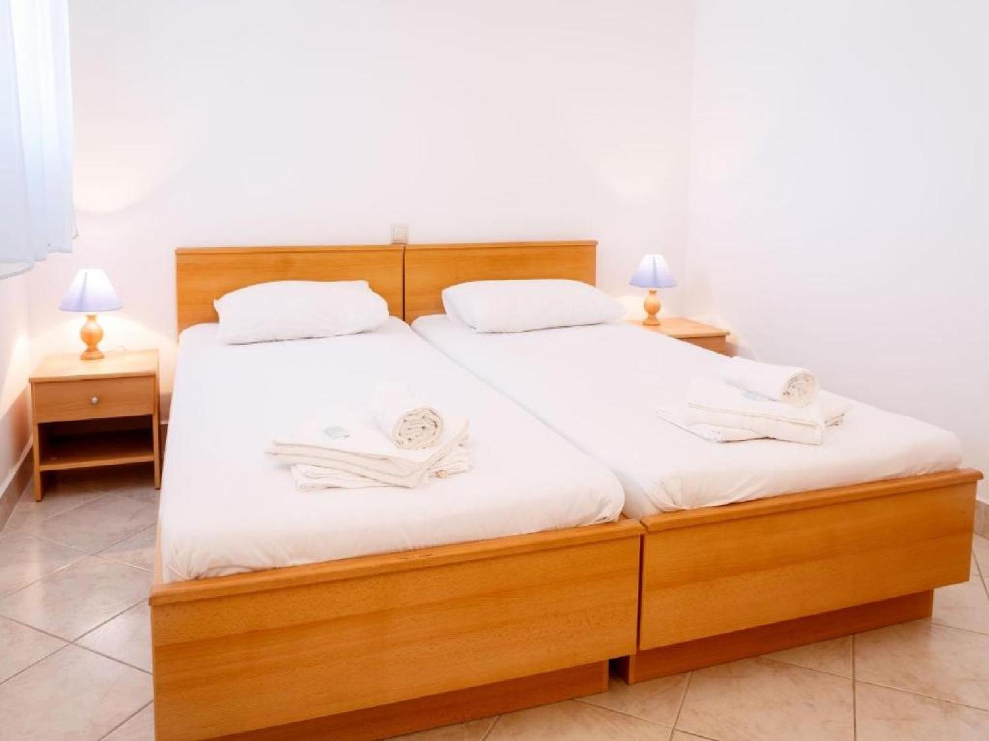 Lumbarda Resort Apartments Habitación foto